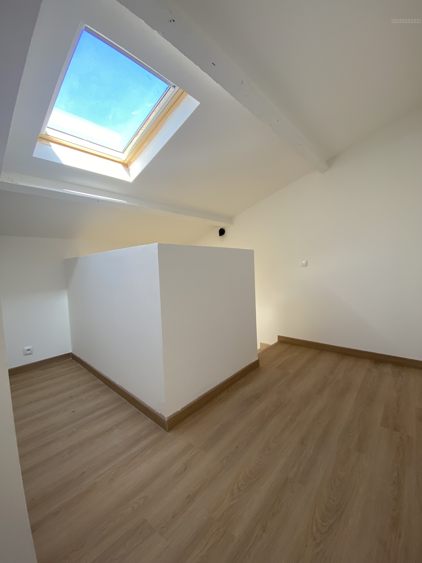 MAISON DE TYPE 4 , JARDIN , NANS LES PINS — photo 15