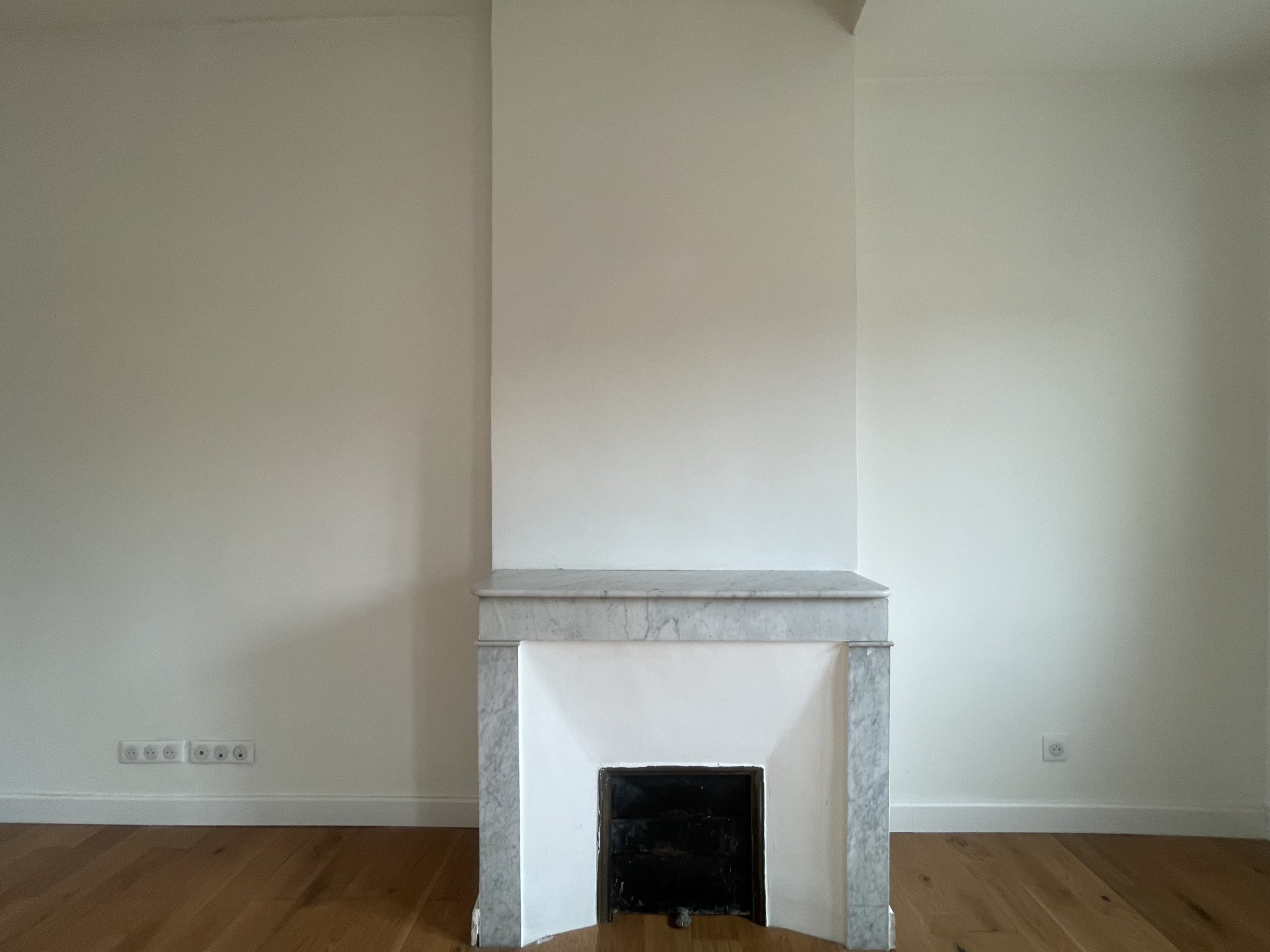 MAGNIFIQUE APPARTEMENT DE TYPE 3 , DERNIER ÉTAGE, CAVE, IMMEUBLE DE STANDING — photo 4