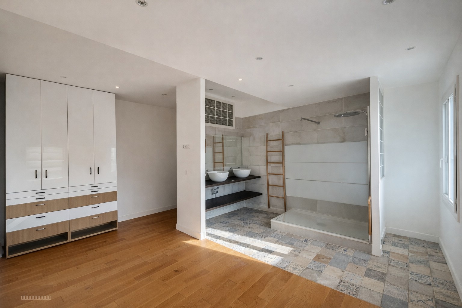 MAGNIFIQUE APPARTEMENT DE TYPE 3 , DERNIER ÉTAGE, CAVE, IMMEUBLE DE STANDING — photo 6