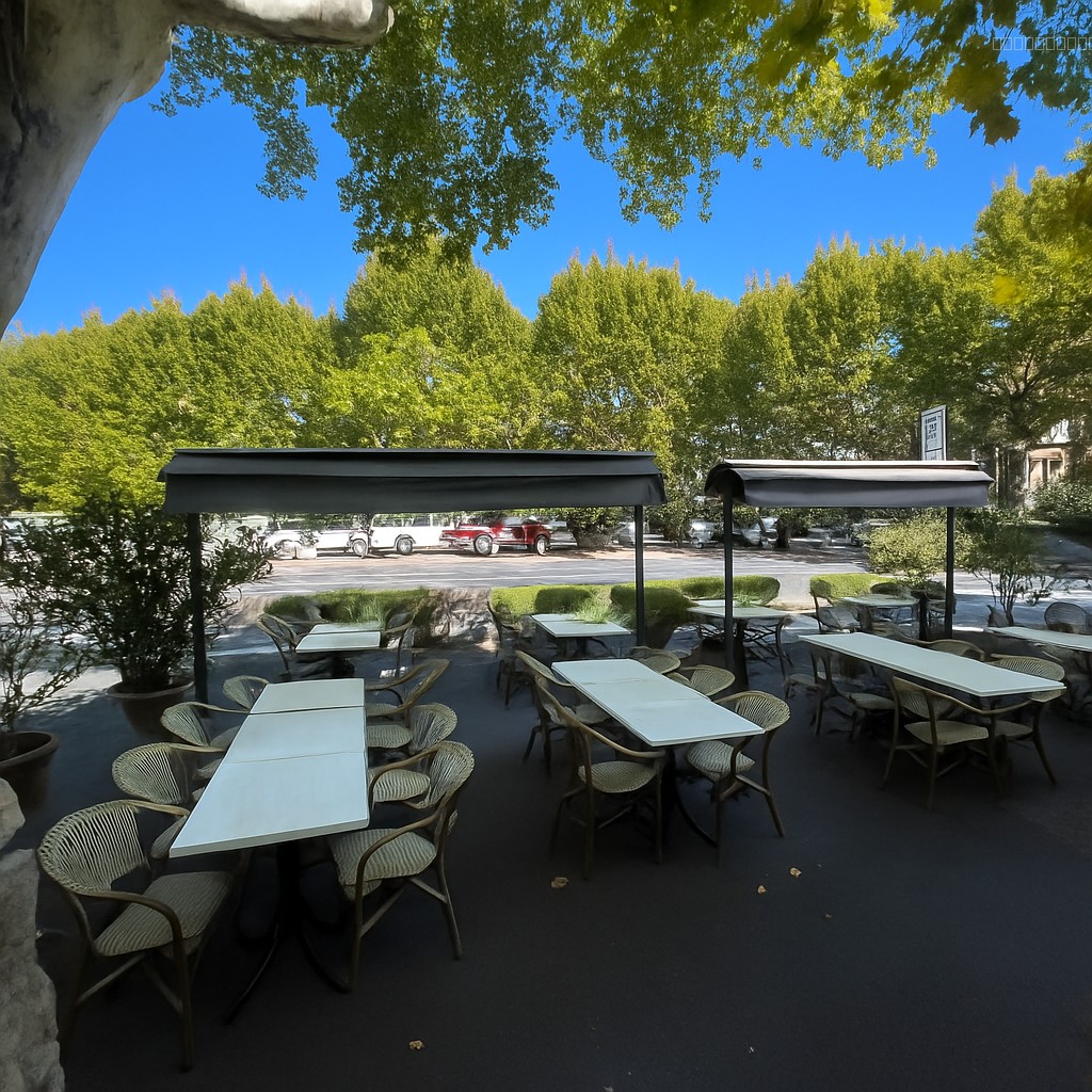 FOND DE COMMERCE AUBAGNE, PARKING, TERRASSE, SALLE DE RÉCEPTION — photo 3