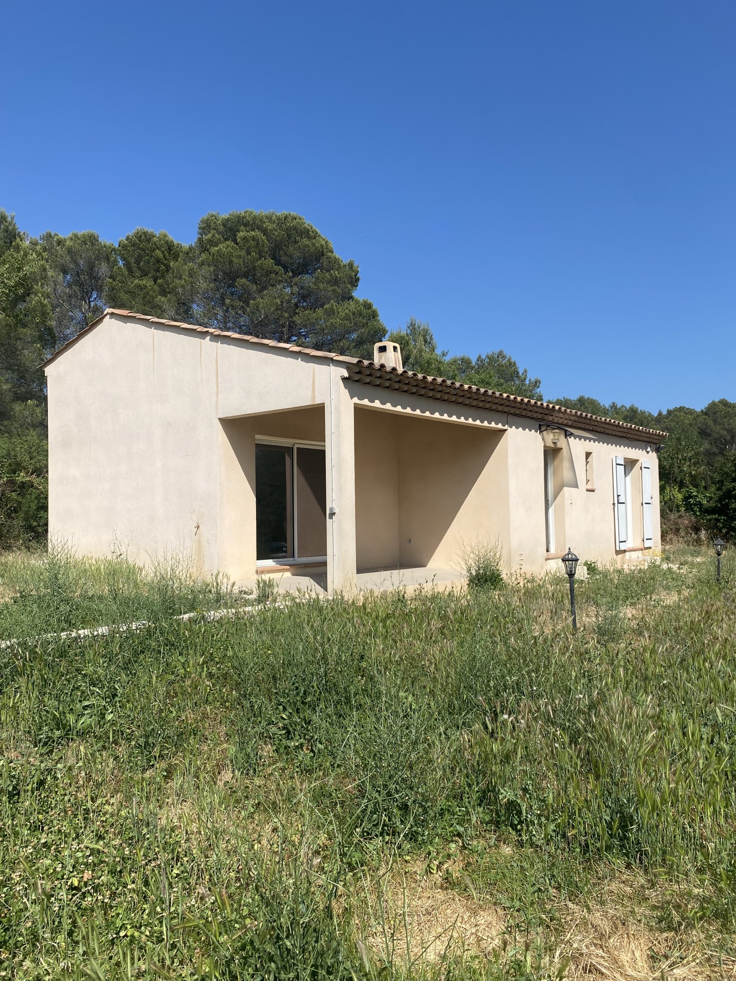 MAISON T4 DE PLEIN PIED, GRAND TERRAIN SECTEUR GARDANNE / GREASQUE — photo 2