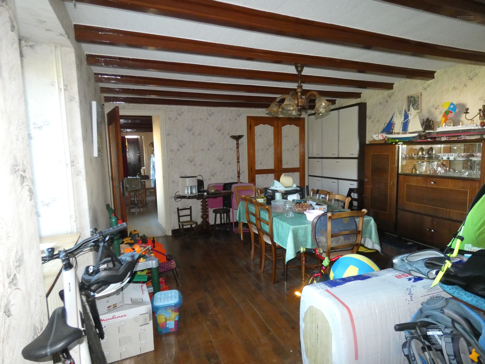 À VENDRE : Maison de caractère à Aranc, un cadre paisible et verdoyant — photo 5