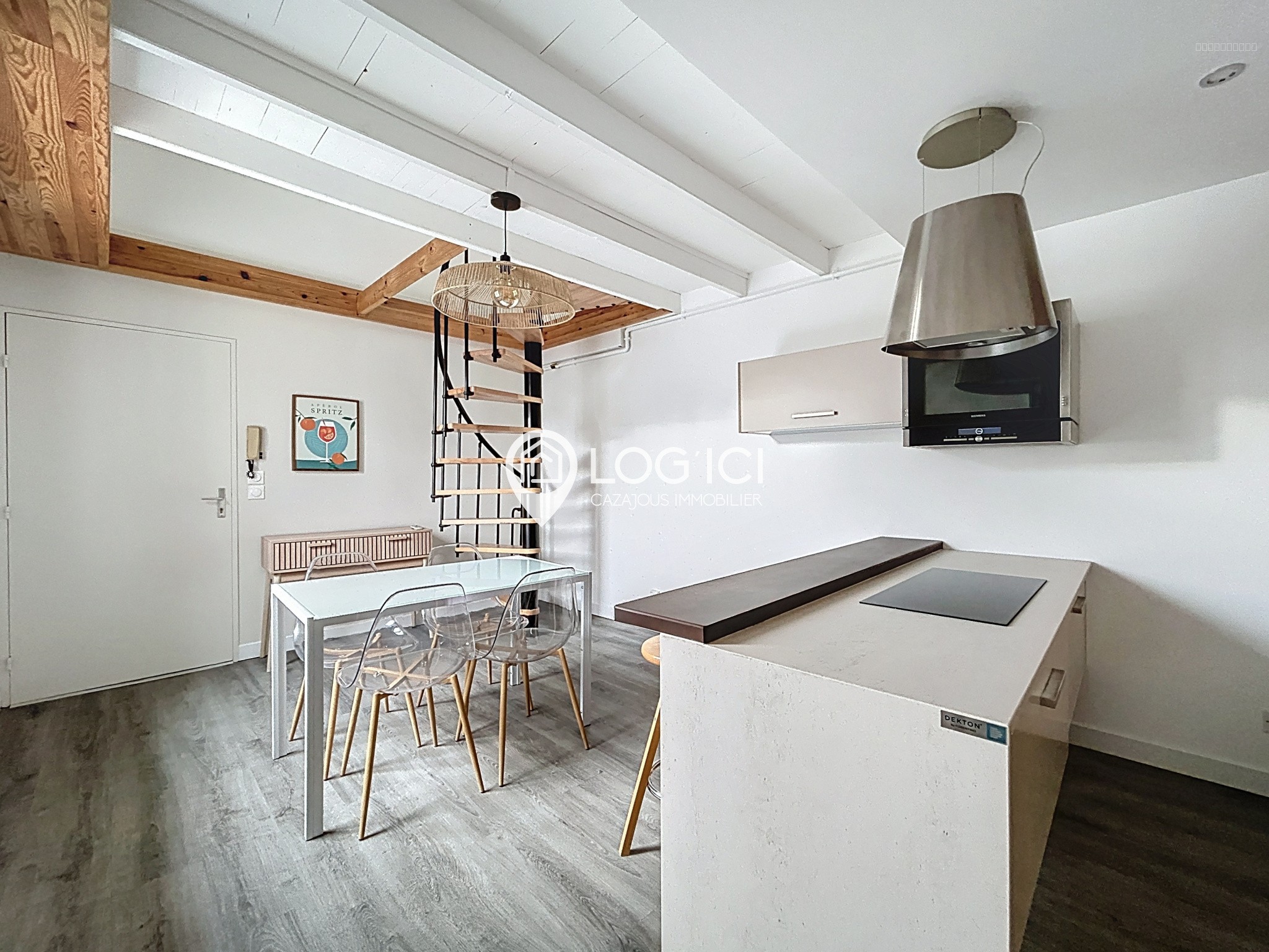 NAY Centre - Location T2 meublé en duplex — photo 3