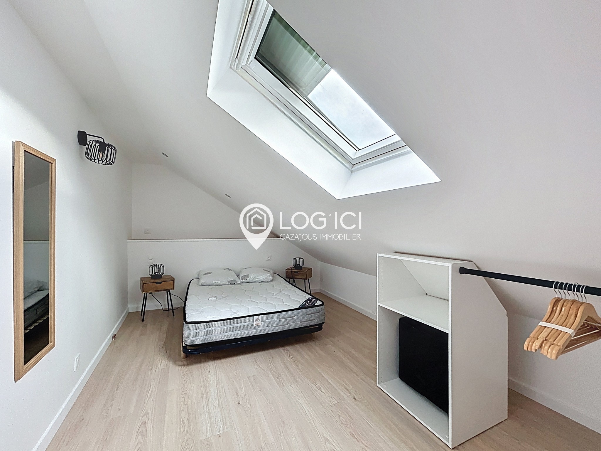 NAY Centre - Location T2 meublé en duplex — photo 6