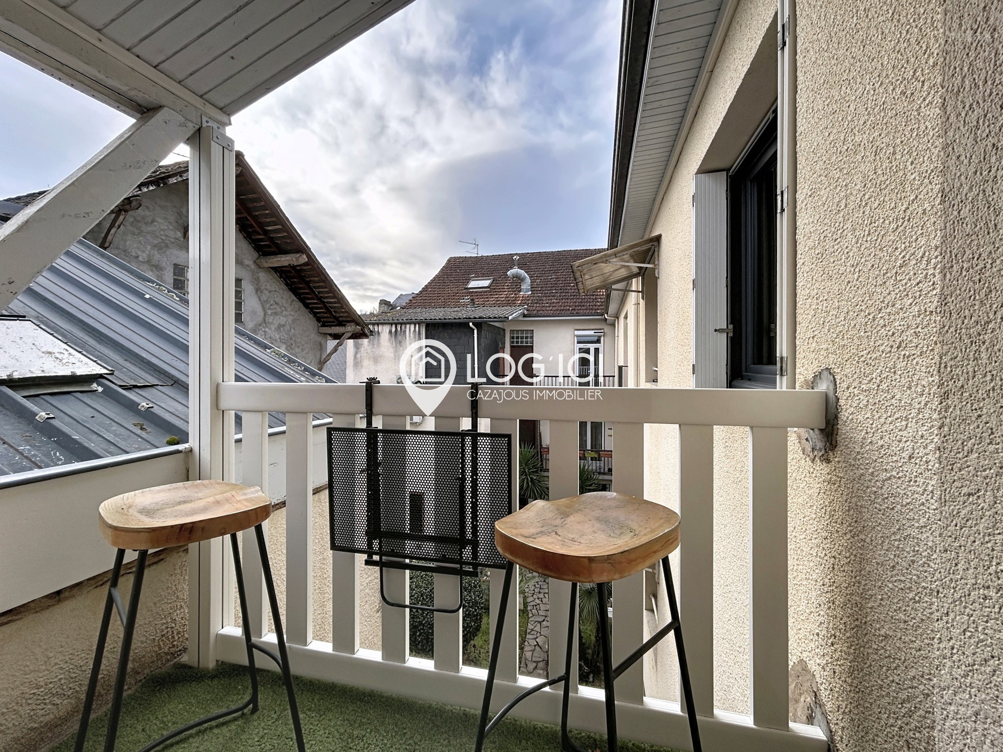 NAY Centre - Location T2 meublé en duplex — photo 7