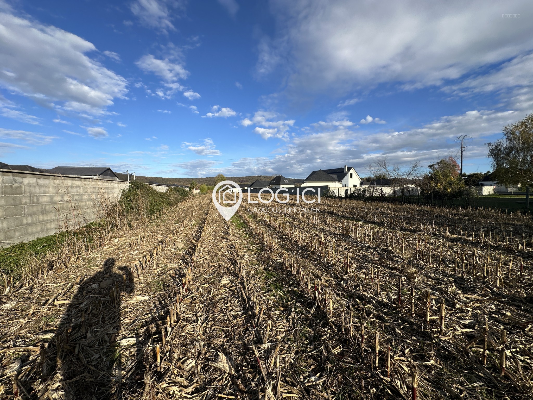BEUSTE - Vente Terrain à bâtir de 3 500 m2 — photo 3