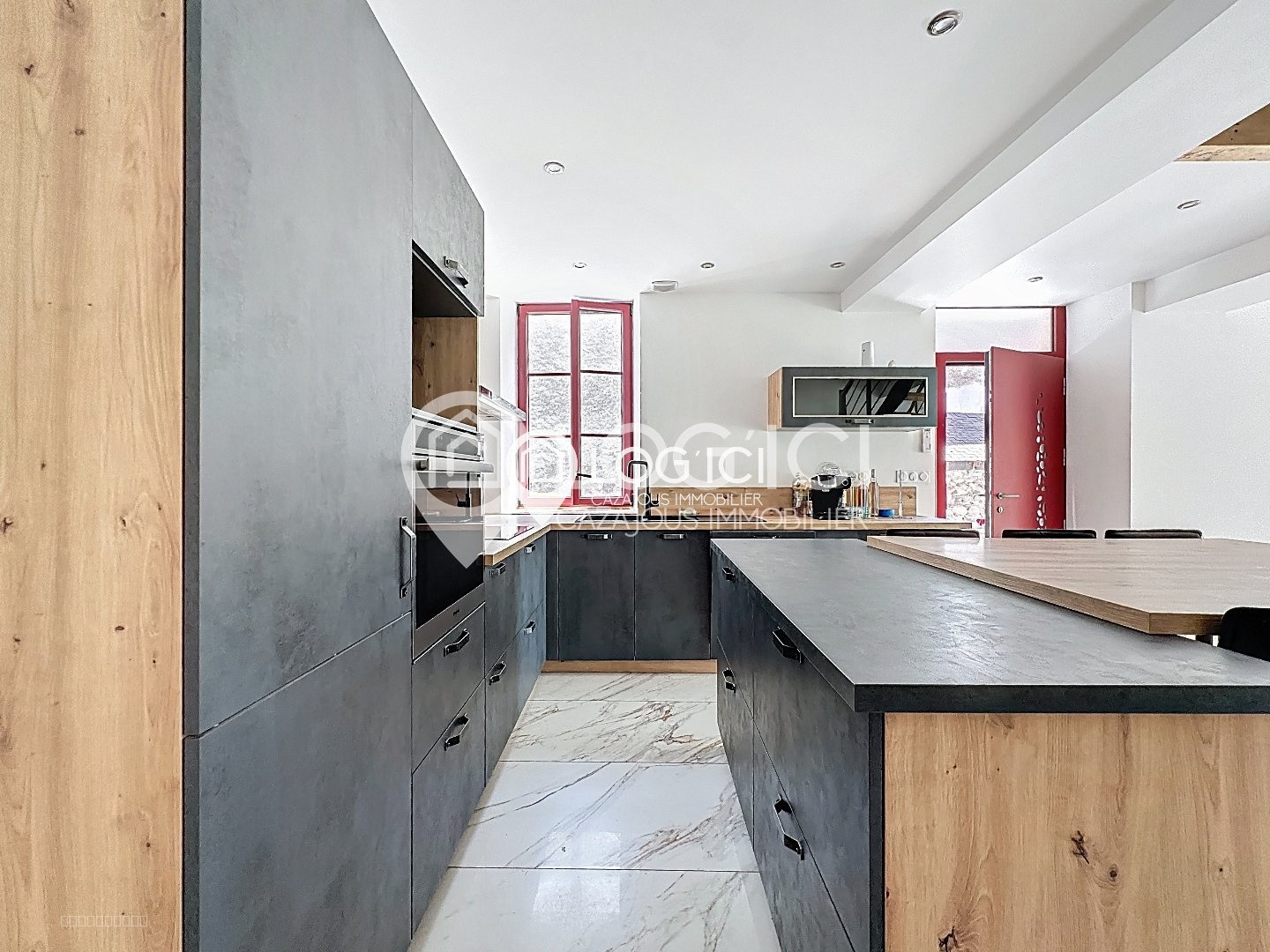 ARROS DE NAY - Vente Maison T3 rénovée sur terrain clos de 575 m2 — photo 6