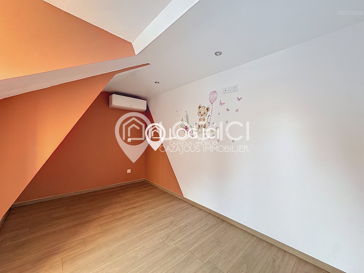 ARROS DE NAY - Vente Maison T3 rénovée sur terrain clos de 575 m2 — photo 7