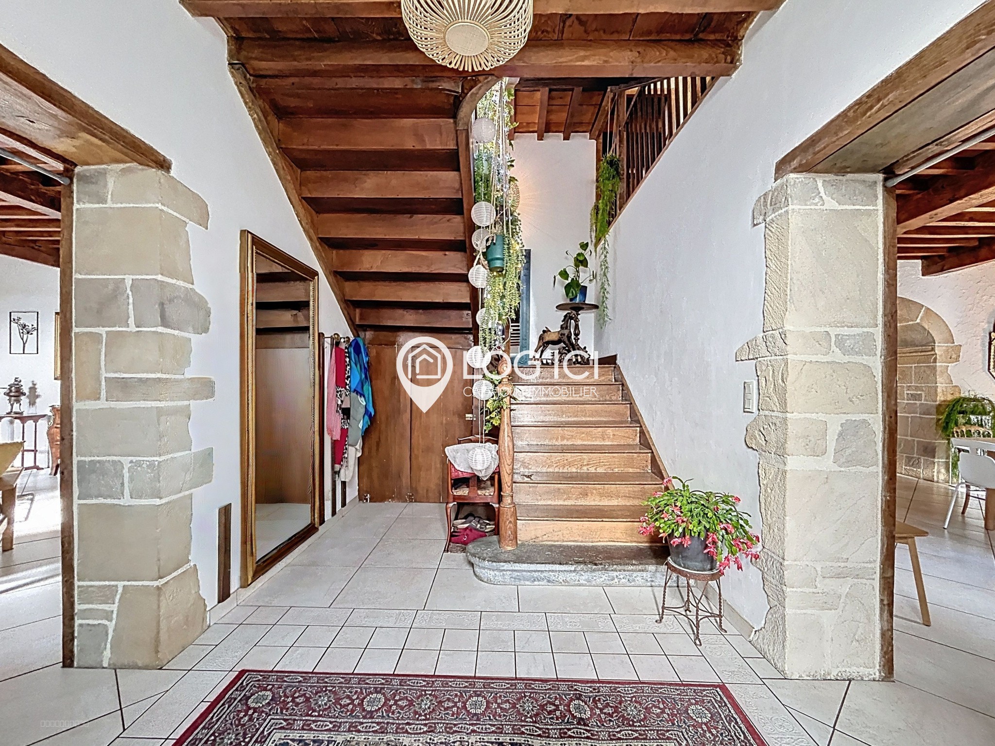 IGON - Vente d'un enclos béarnais rénové avec piscine — photo 10
