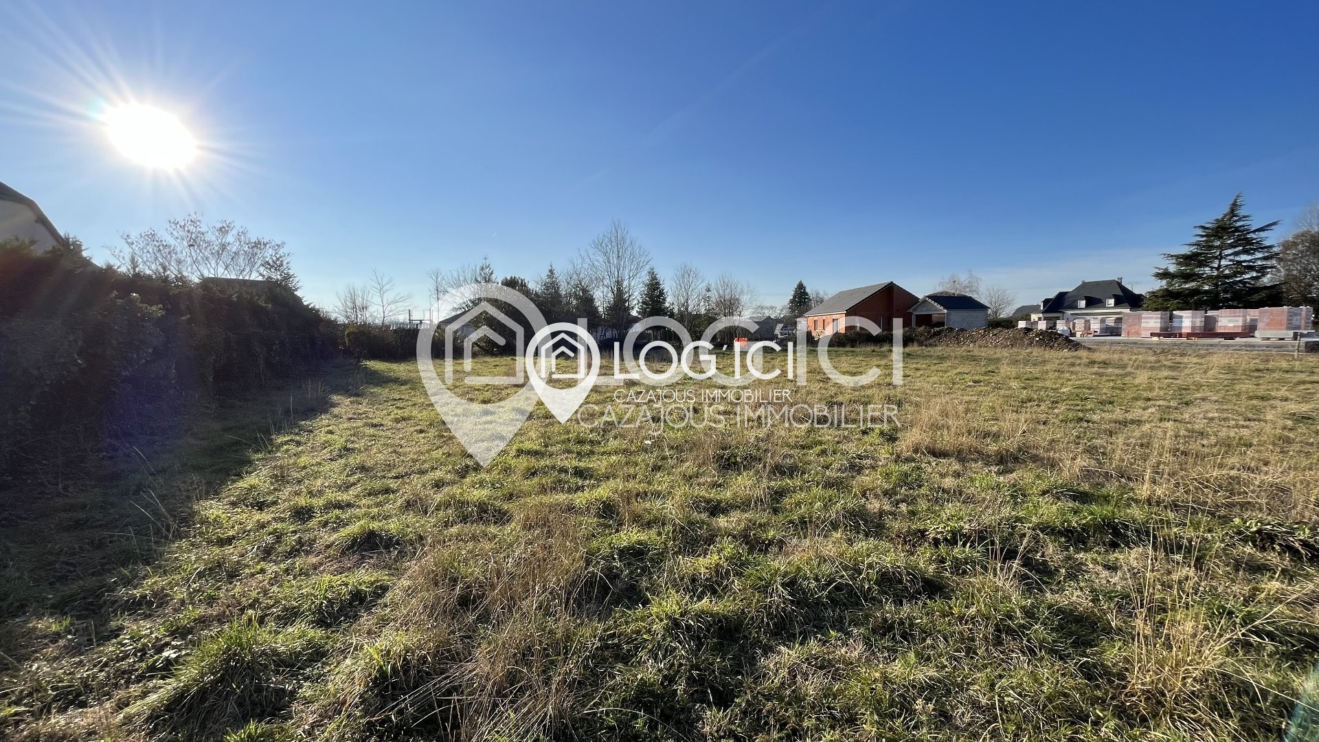 BEUSTE - Vente Terrain à bâtir de 2 183 m2 — photo 2