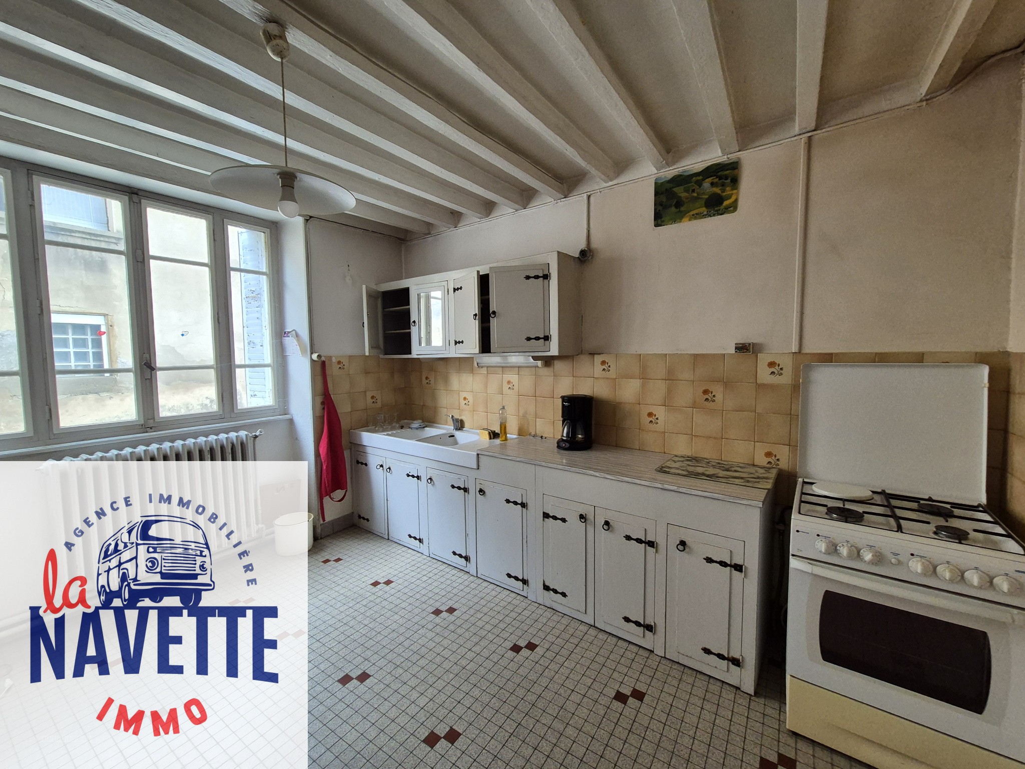 Ensemble immobilier avec charme et volumes, Cour fermée, sans vis-à-vis — photo 6