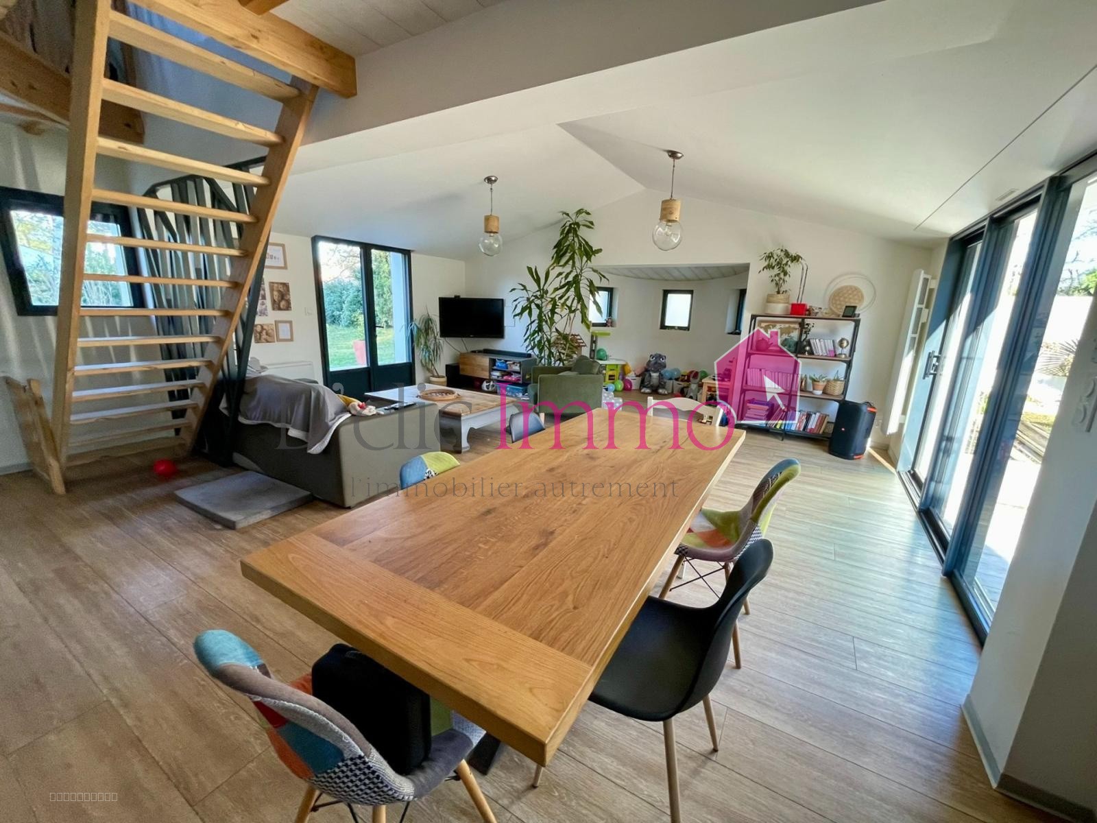 SOULLANS - Maison 120 m2 - Calme et Charme de la Campagne à 2 km 600 des commerces — photo 4