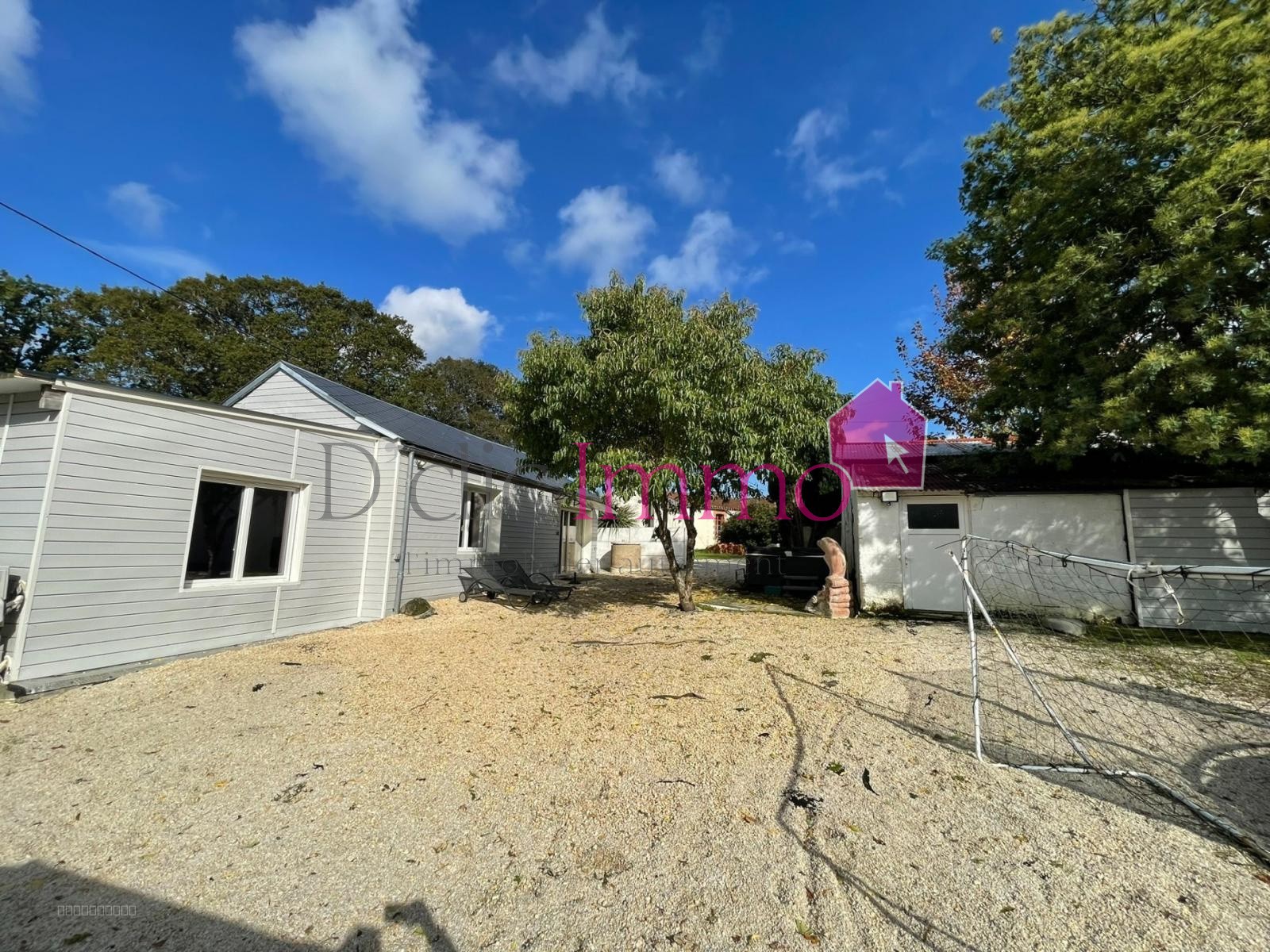 Maison à rénover Soullans + annexes ! — photo 10