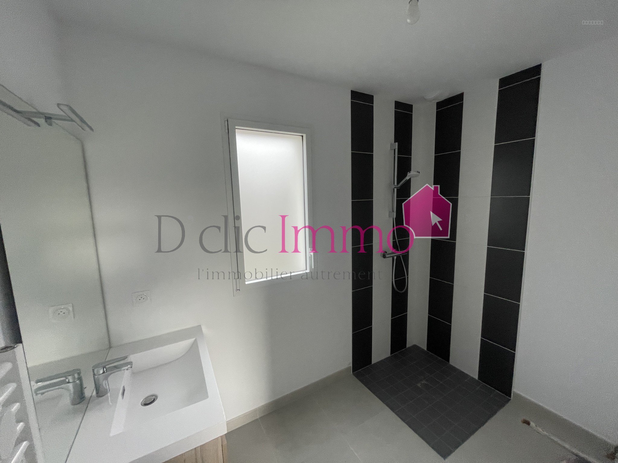 Jolie maison neuve située aux portes de St Gilles ! — photo 7