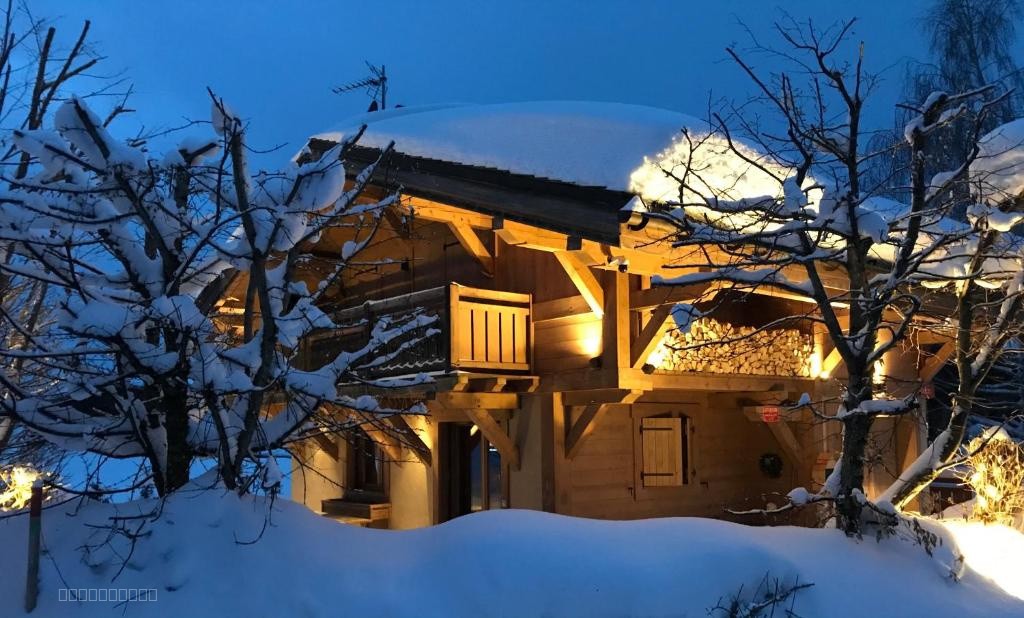 Chalet familial entre La Princesse et le cœur du village de Megève — photo 2