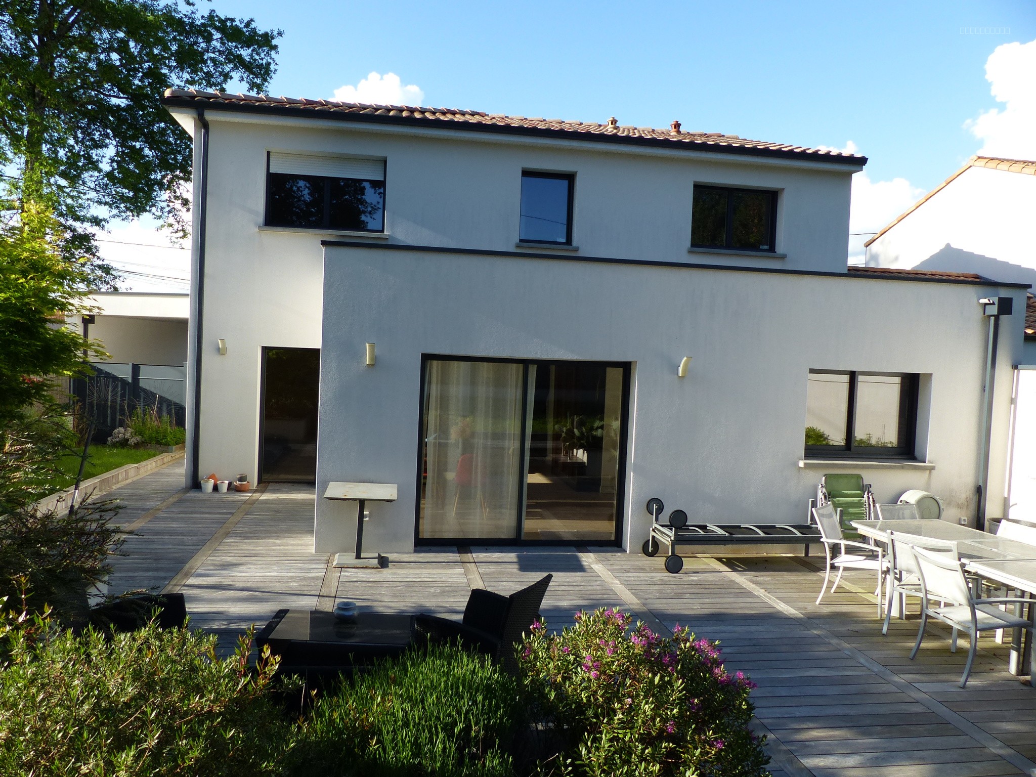 Pavillon récent de 146m2 quartier Gachet. — photo 5