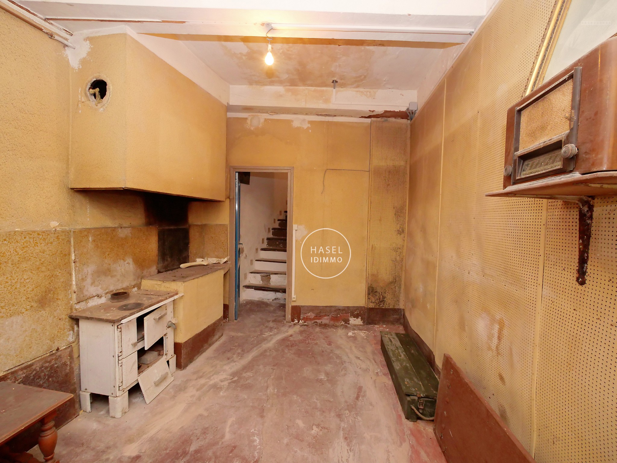 Castelnau de Guers, secteur Pézenas, centre historique, deux maisons typiques autour d'une grande cour à l'abr — photo 17
