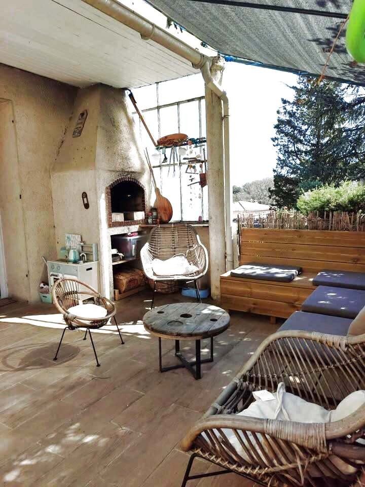 Avec terrasse, garage et cave. — photo 19