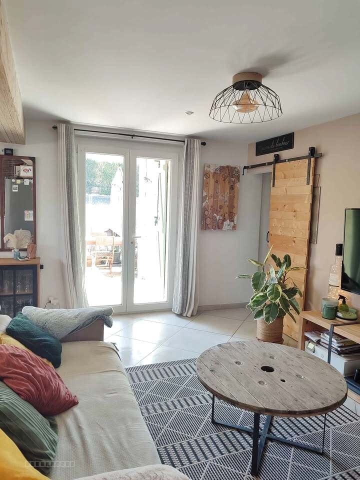 Avec terrasse, garage et cave. — photo 4