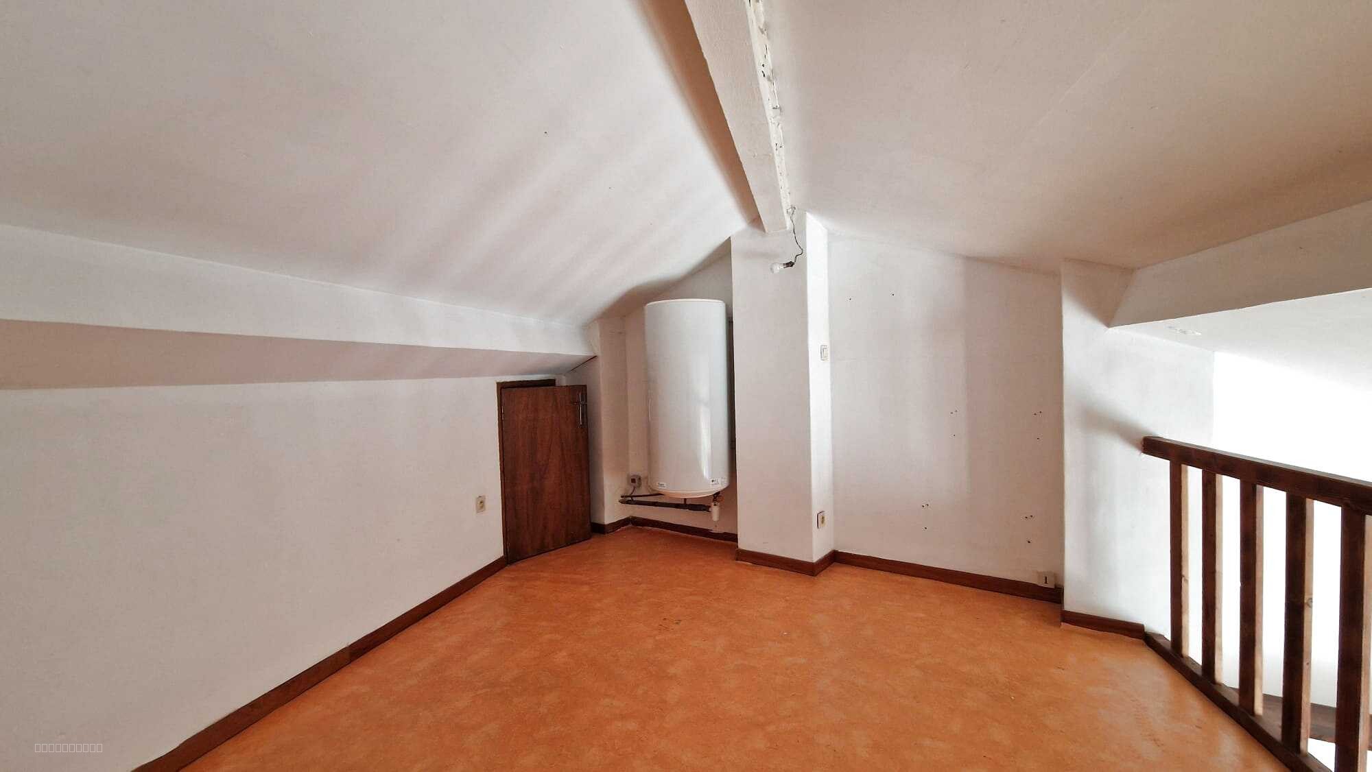 1 chambre + 1 mezzanine — photo 10