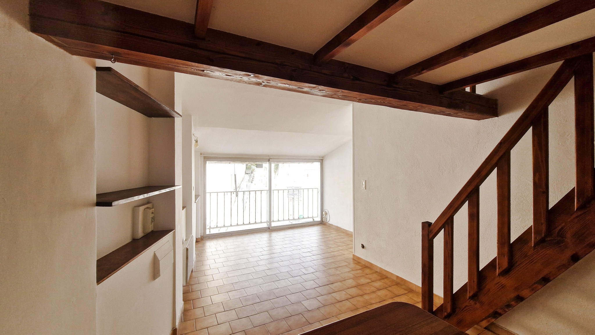 1 chambre + 1 mezzanine — photo 2