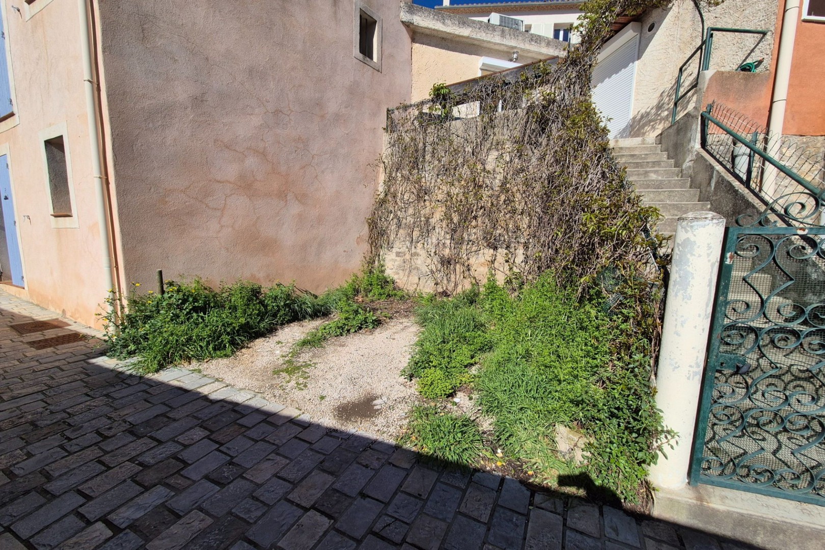 Avec stationnement ou jardinet — photo 2