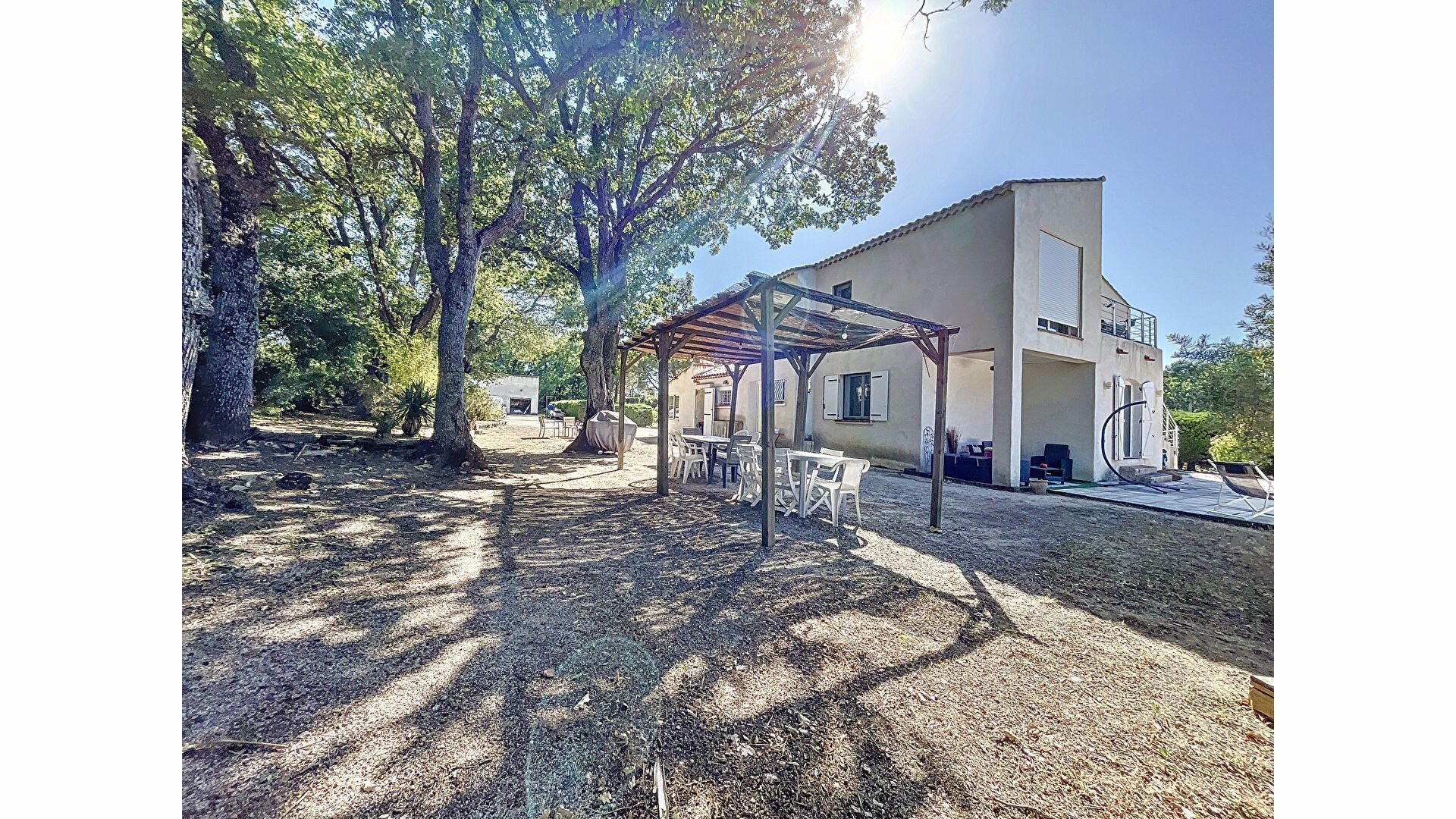 Villa composée de 2 logements . — photo 18