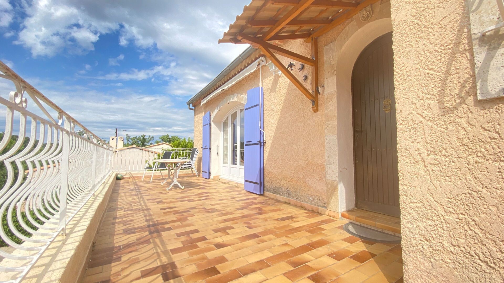 Sur un terrain de 1500 m2. — photo 17