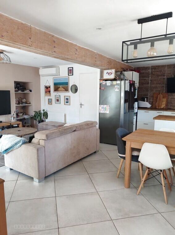 Avec terrasse, garage et cave. — photo 6