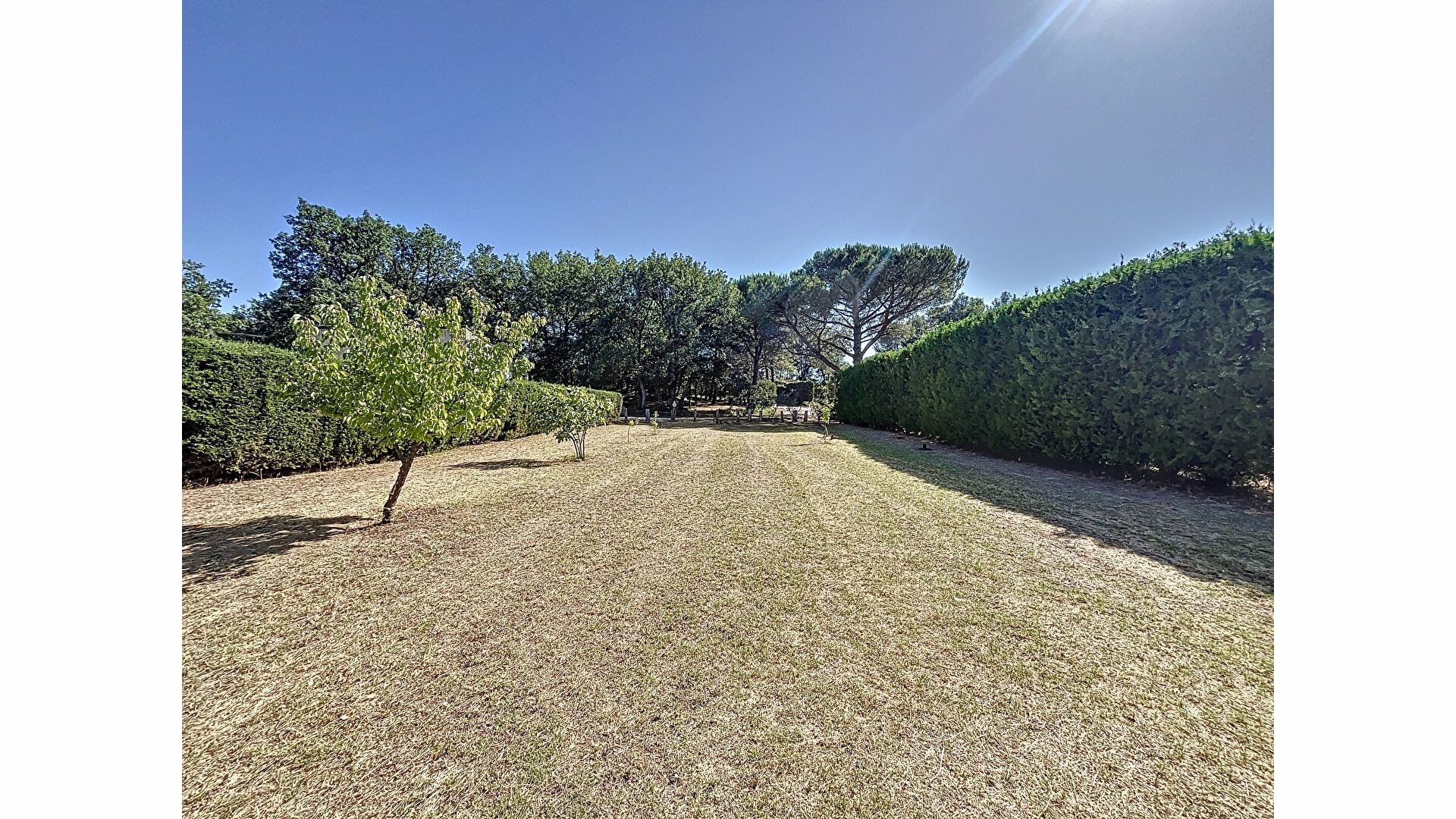 Villa composée de 2 logements . — photo 16