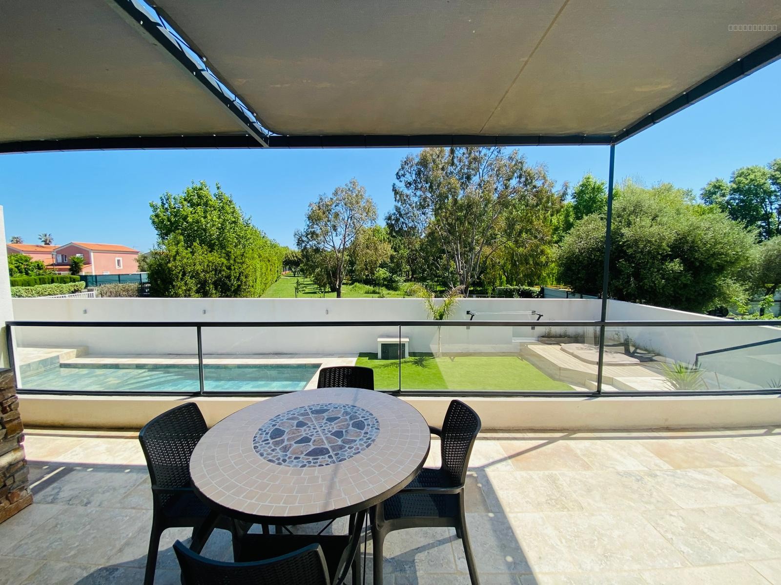 Superbe villa de standing sur la commune de Bompas piscine et grand sous-sol ! — photo 17