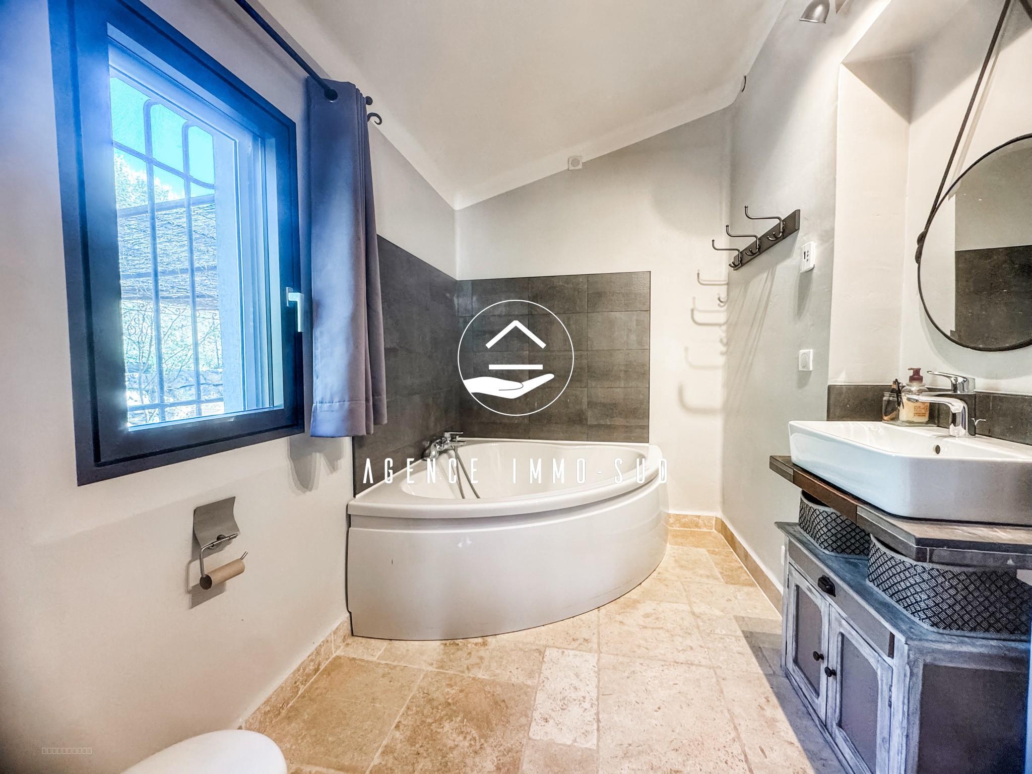 VENCE — Maison individuelle 5 pièces avec piscine et vue dégagée — photo 14