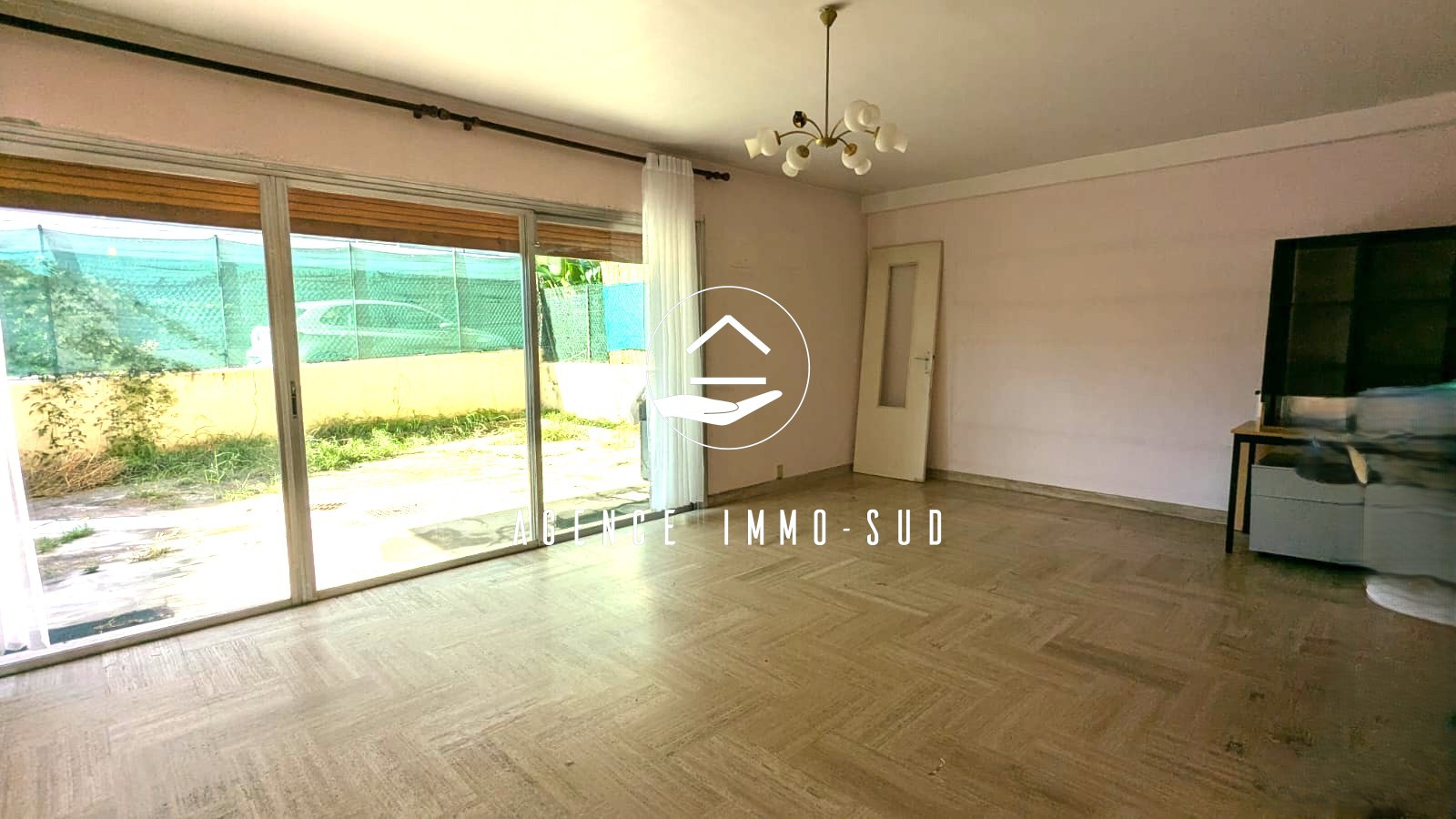 Grand 3 pièces de 75 m2 en rez de jardin — photo 4