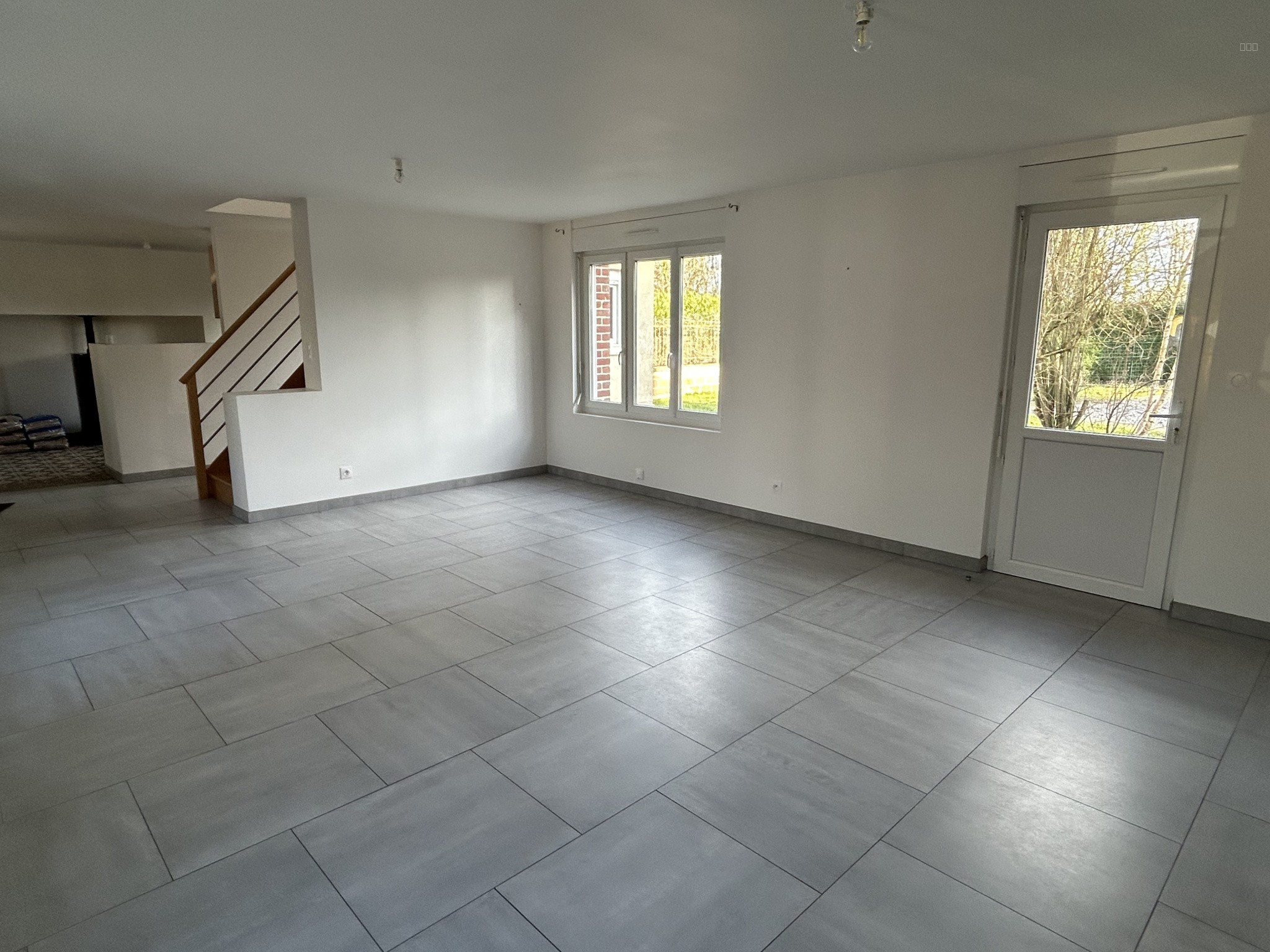 Maison entièrement rénovée à HORNOY-LE-BOURG — photo 3