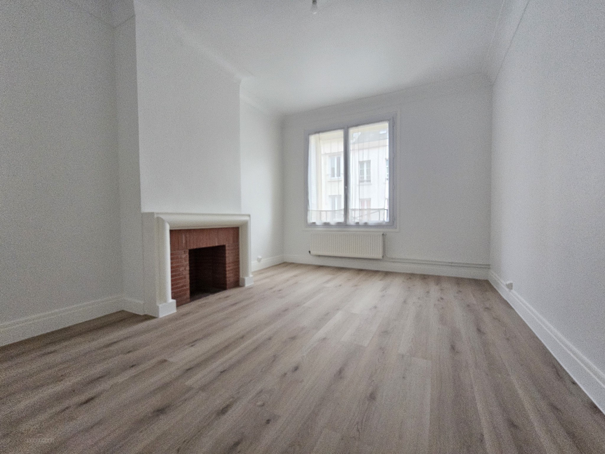 Appartement de 121 m2 avec 3 chambres en hyper centre de Vernon très lumineux — photo 4