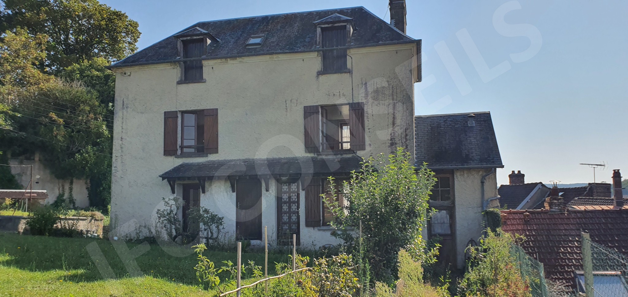 Maison ancienne à rénover dans le centre-ville de Gaillon, en plein cœur du quartier historique — photo 2