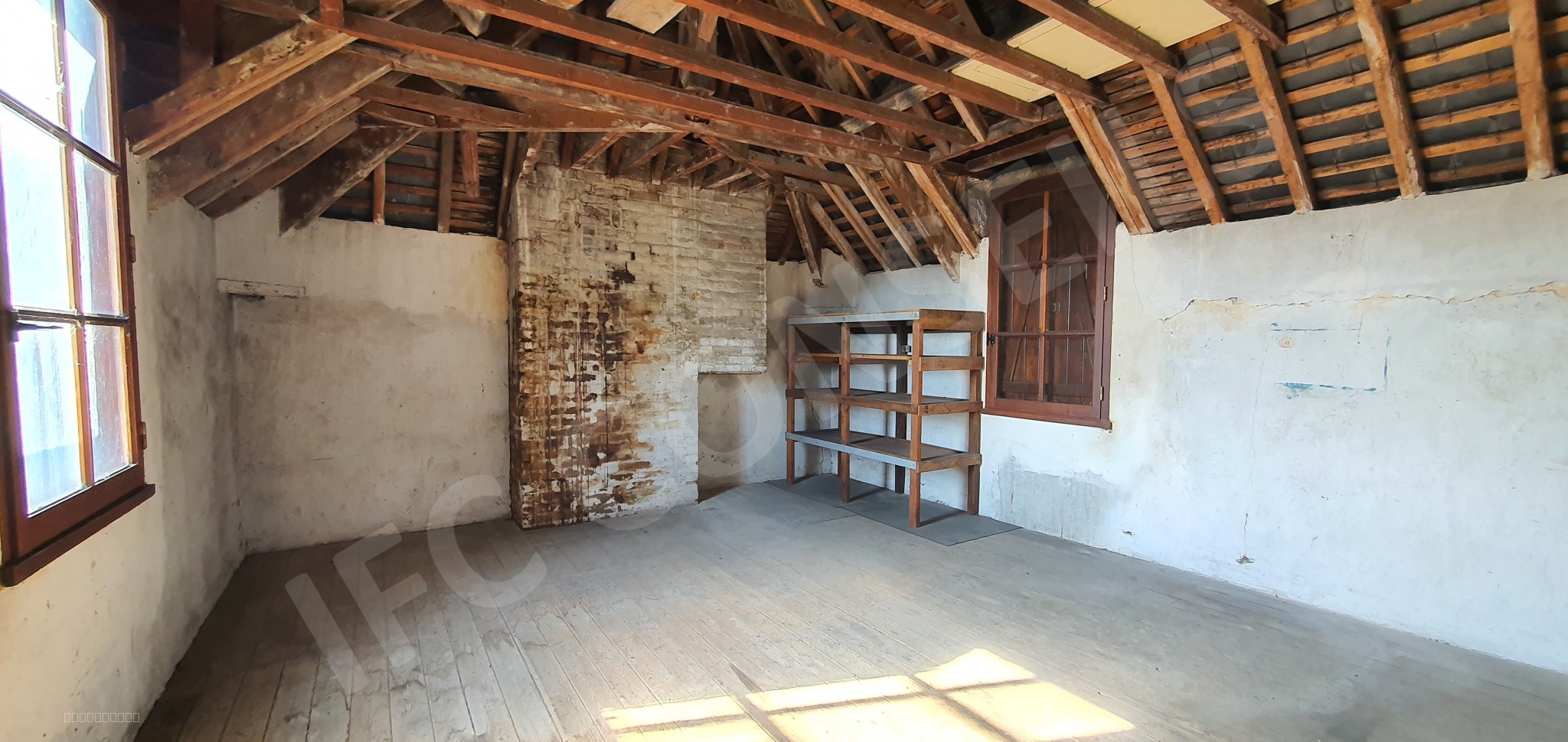 Maison ancienne à rénover dans le centre-ville de Gaillon, en plein cœur du quartier historique — photo 8