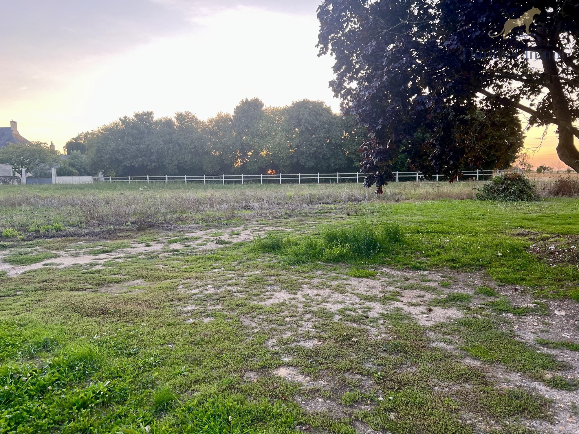 Beau Terrain constructible de 720m2 — photo 4