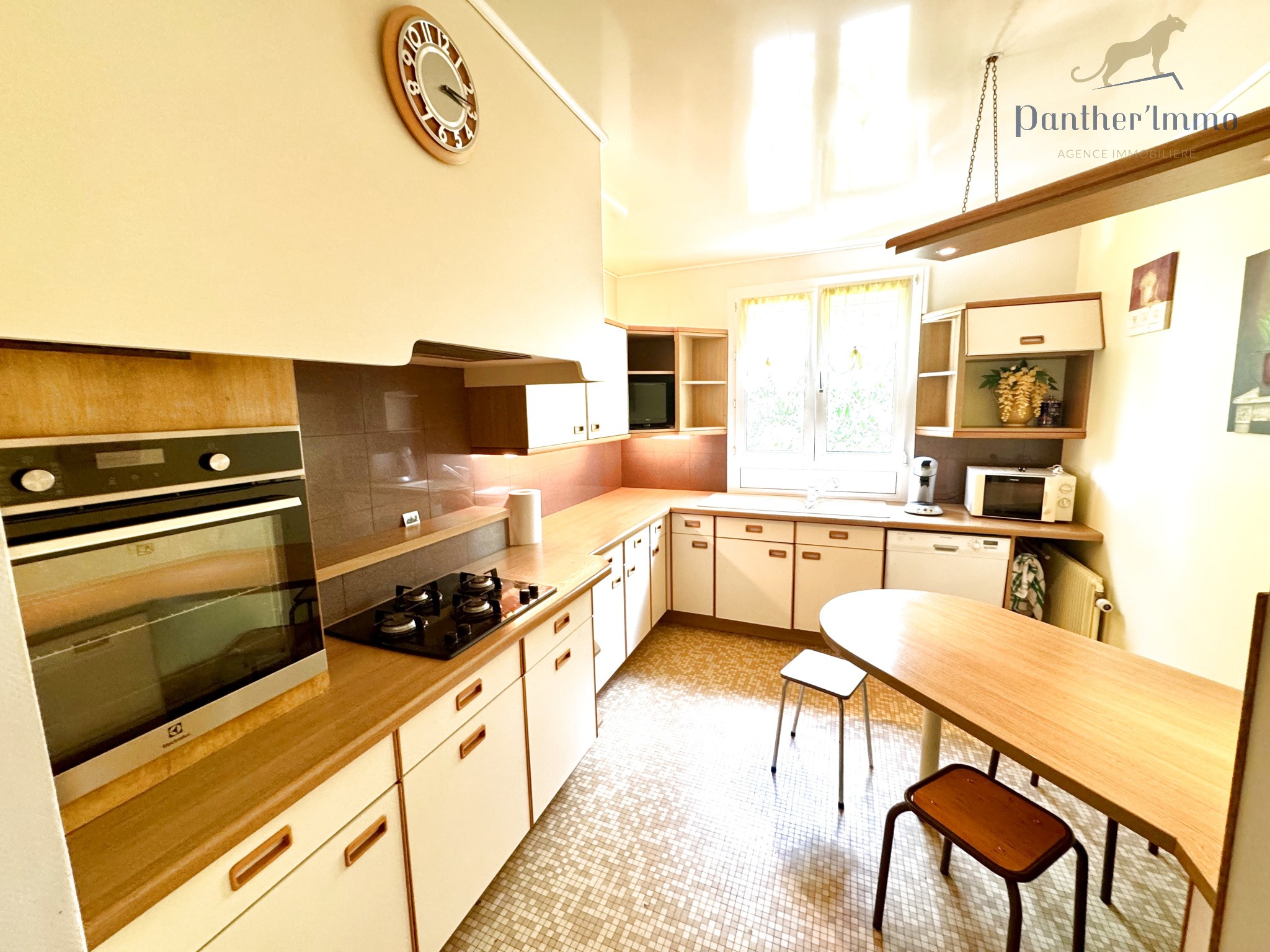 En plein coeur de Montbazon maison de 129m2 S-S complet — photo 6