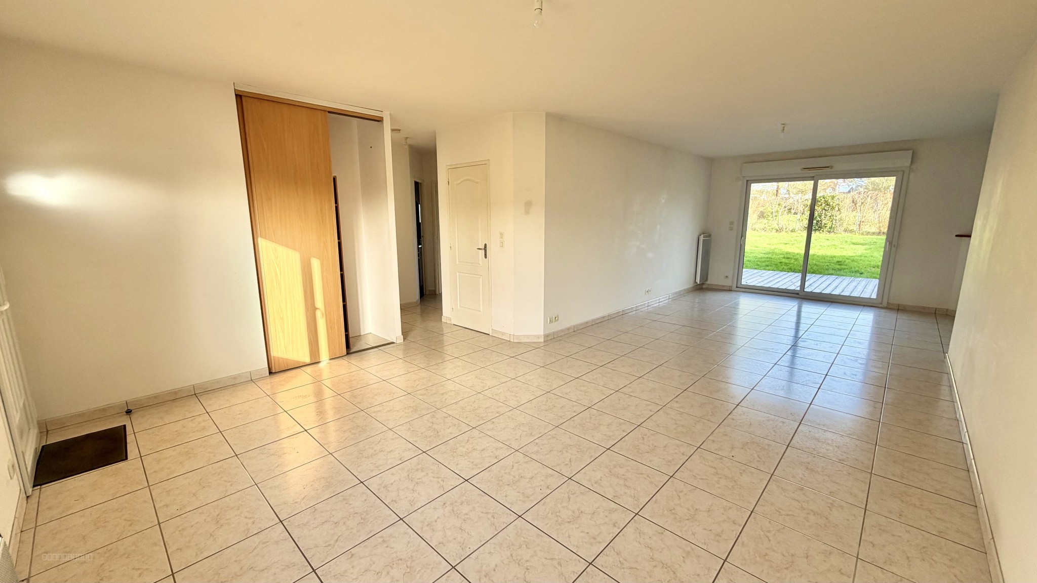 A VENDRE MAISON RÉCENTE SAINT CLÉMENT DE LA PLACE — photo 2