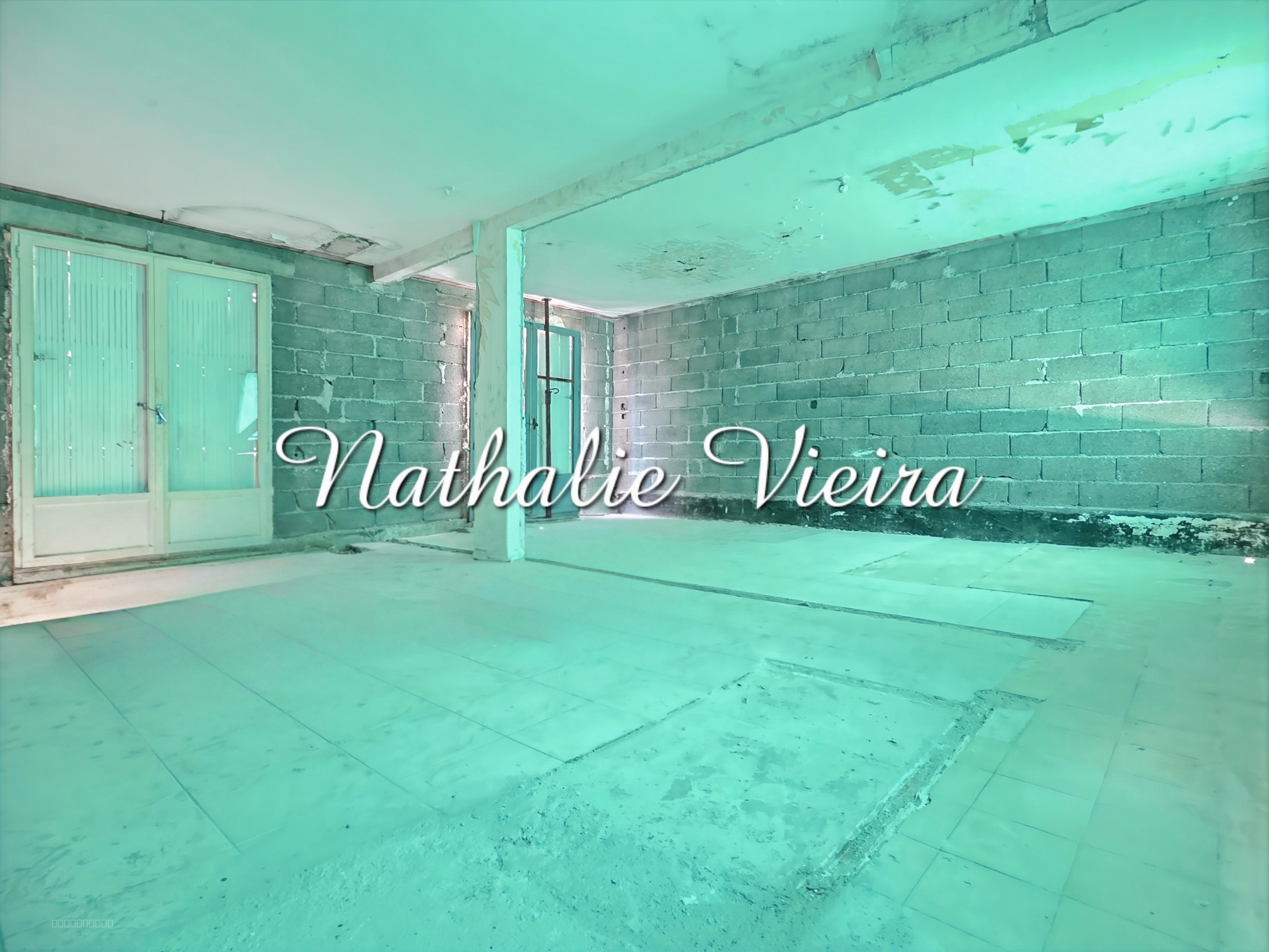 A RENOVER - APARTEMENT 90 m2 AVEC 50 m2 DE TERRASSES — photo 6