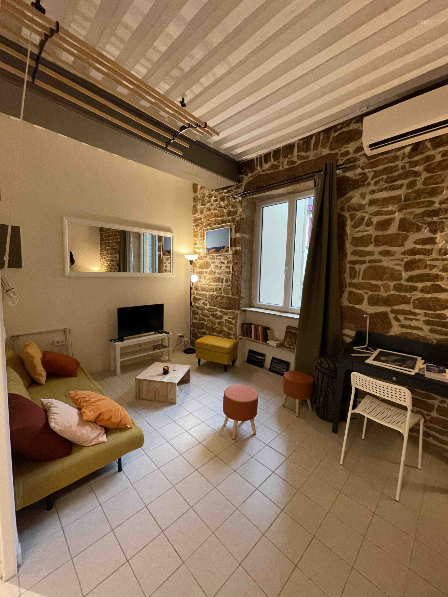 À louer Appartement T1 de 23 m2 Saint-Cyr-Au-Mont-D'Or — photo 1
