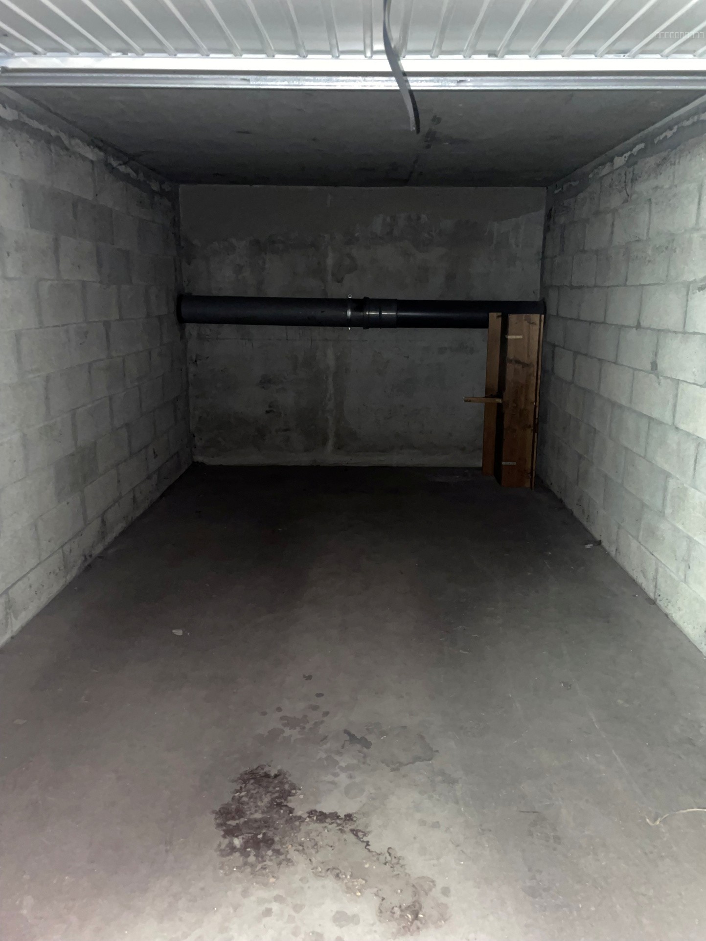 A LOUER - GARAGE QUARTIER GRATTE-CIEL