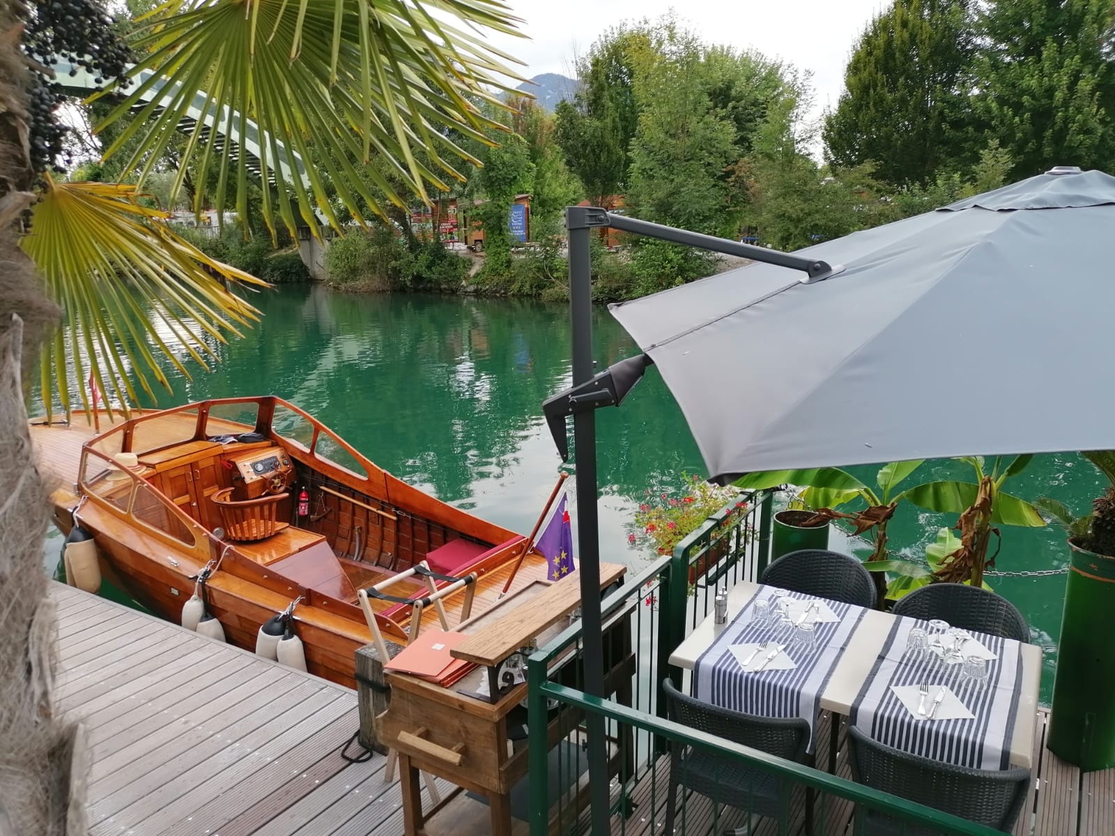 Chanaz 73, Bord de l'eau, opportunité d'investissement rare, Bar Restaurant Licence IV — photo 2