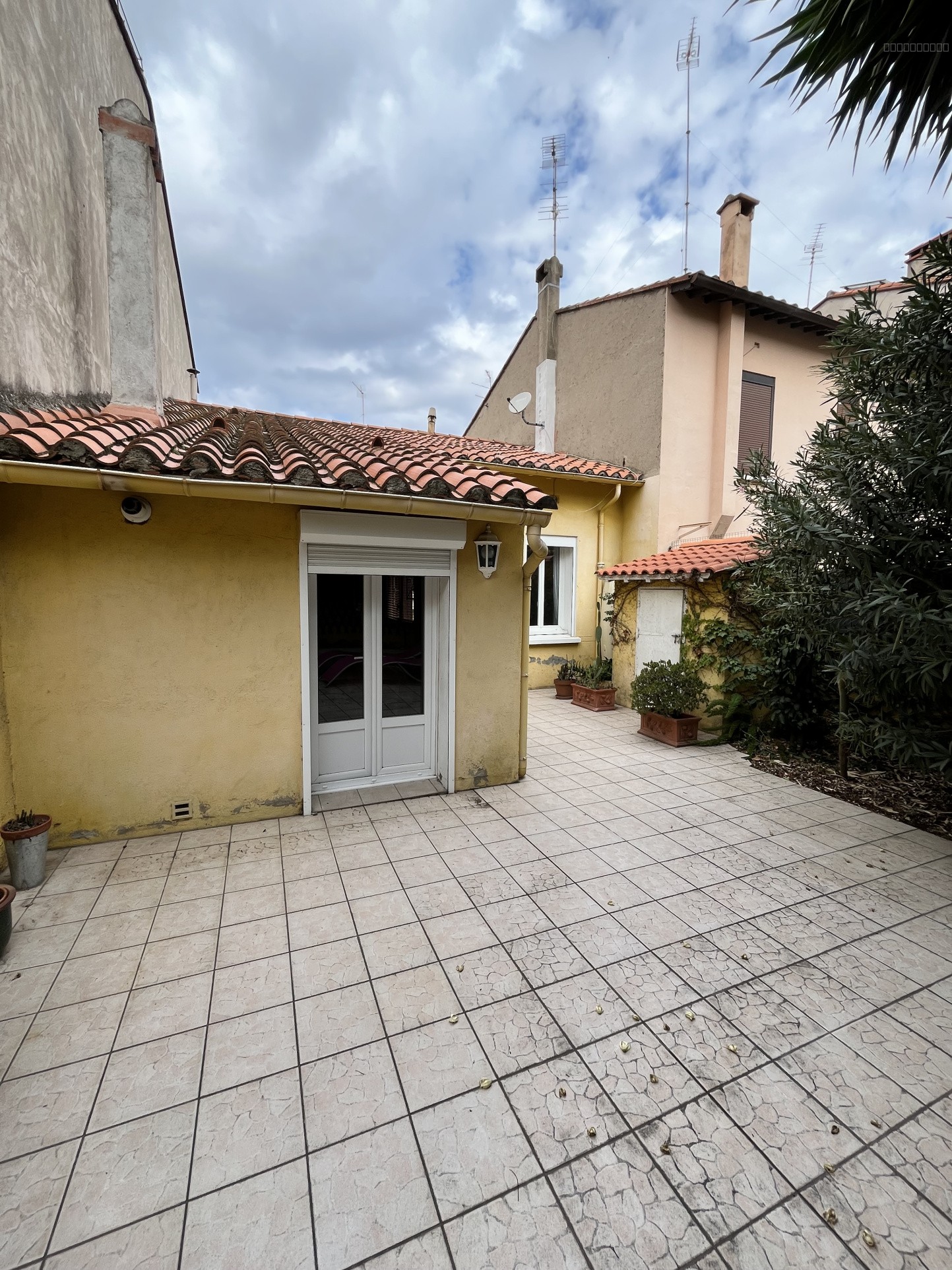 Charmante maison de ville T3 entièrement rénovée avec jardin — photo 9