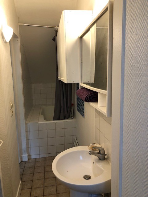 Charmant 2 pièces 36 m2 de plain-pied avec jardin privatif de100 m2 dans belle Résidence de bords de Seine pro — photo 14