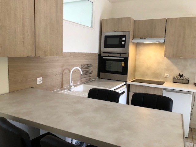 Charmant 2 pièces 36 m2 de plain-pied avec jardin privatif de100 m2 dans belle Résidence de bords de Seine pro — photo 9