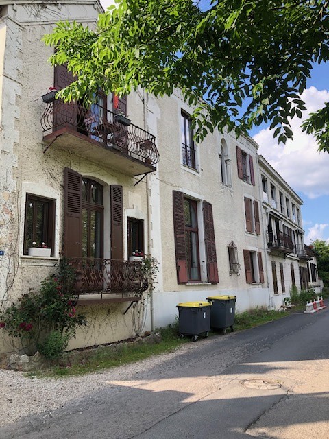Charmant 2 pièces 36 m2 de plain-pied avec jardin privatif de100 m2 dans belle Résidence de bords de Seine pro — photo 2