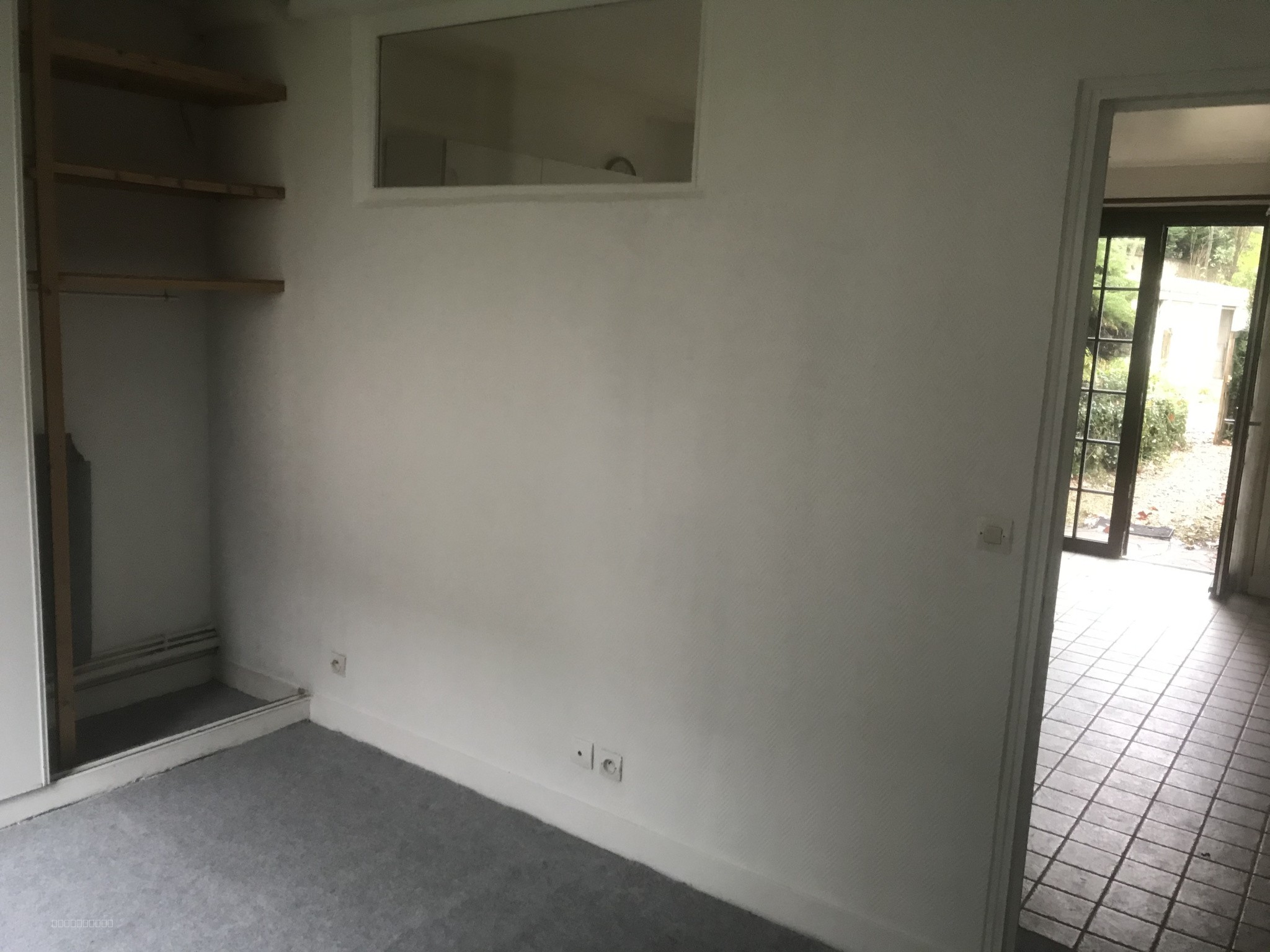 Charmant 2 pièces 36 m2 de plain-pied avec jardin privatif de100 m2 dans belle Résidence de bords de Seine pro — photo 12