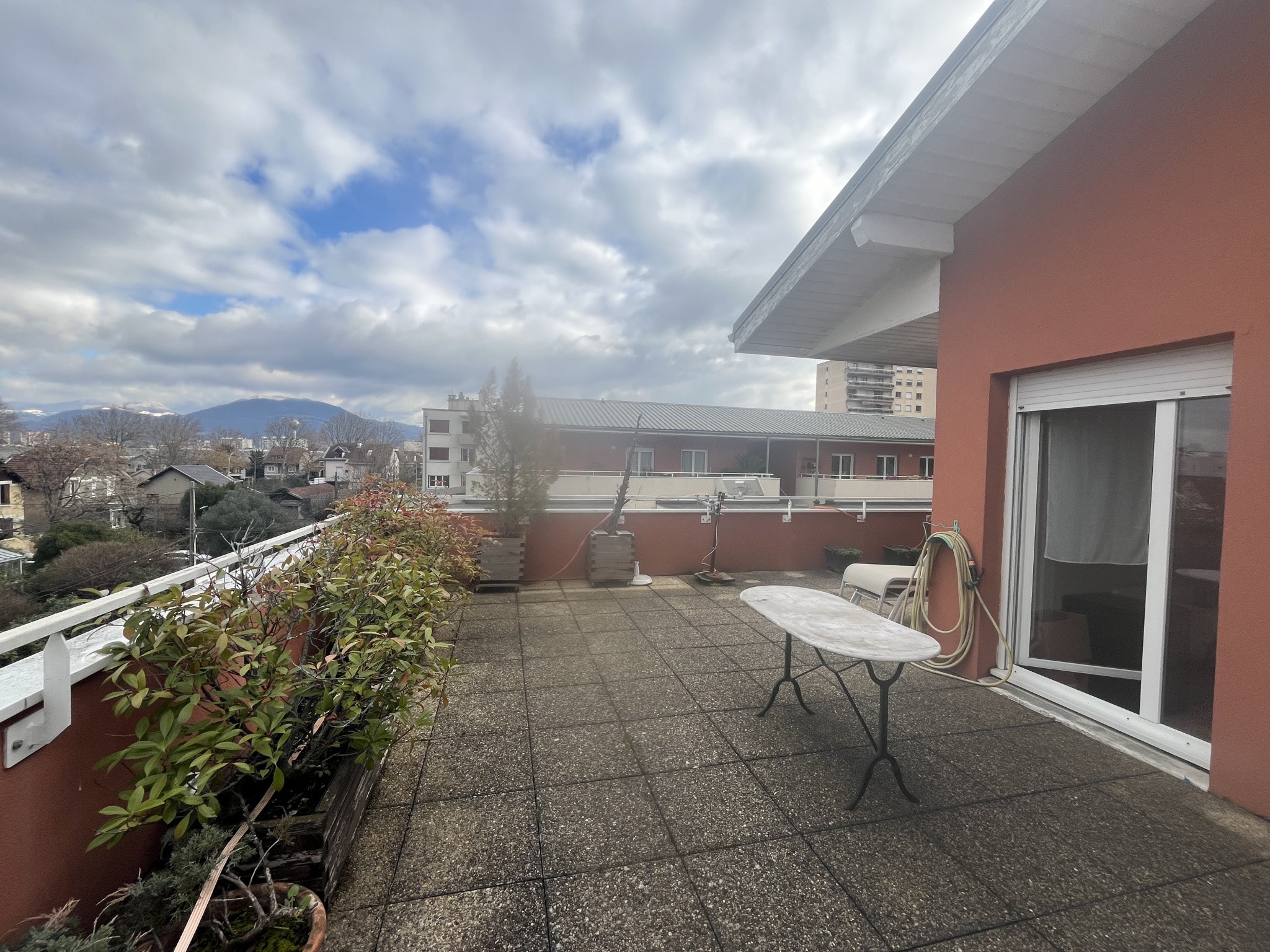 ECHIROLLES RUE DU VERCORS EXCLUSIVITE VILLA SUR LE TOIT RESIDENCE VILLA DOLCE — photo 6